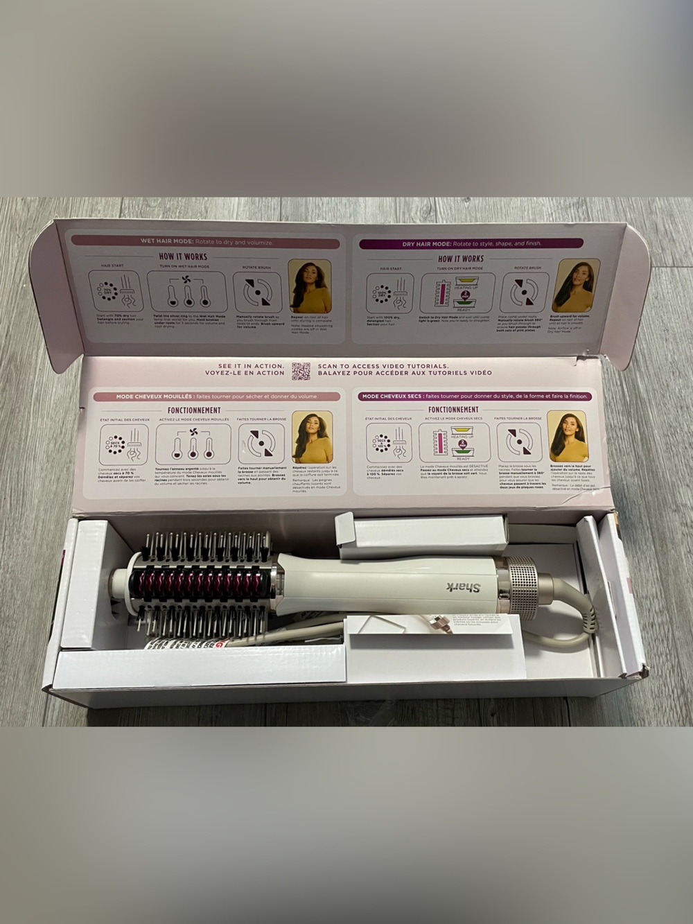 Shark HT202C SmoothStyle | Blow Dryer Brush + Straightener